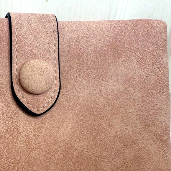 INKMILAN WOMAN’S SMALL FAUX LEATHER FASHION COMPACT BIFOLD WALLET - Picture 7 of 15